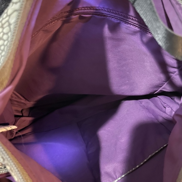 Travelon Greige Snakeskin Travelon Large RFID Bag - Picture 8 of 14